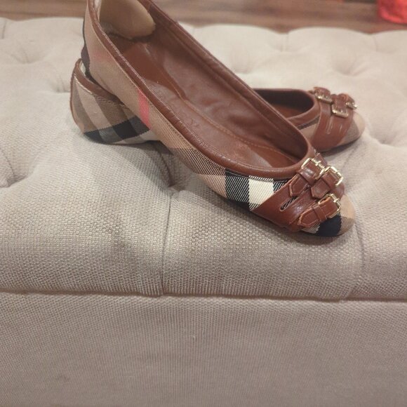 Burberry Ballet Flats - Picture 1 of 7